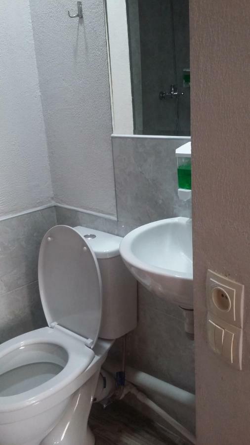 Joniskera Hotell Tbilisi Rom bilde