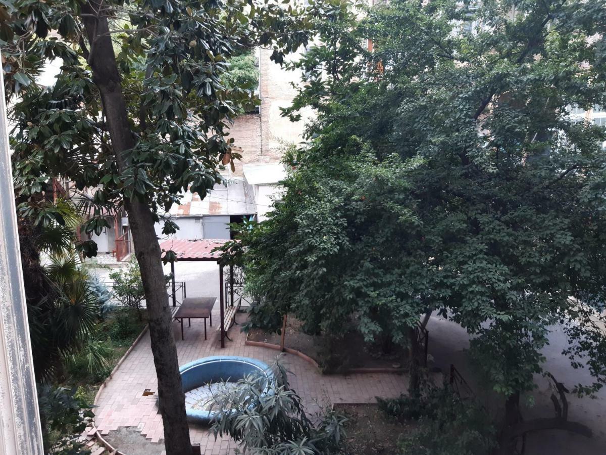Joniskera Hotell Tbilisi Eksteriør bilde